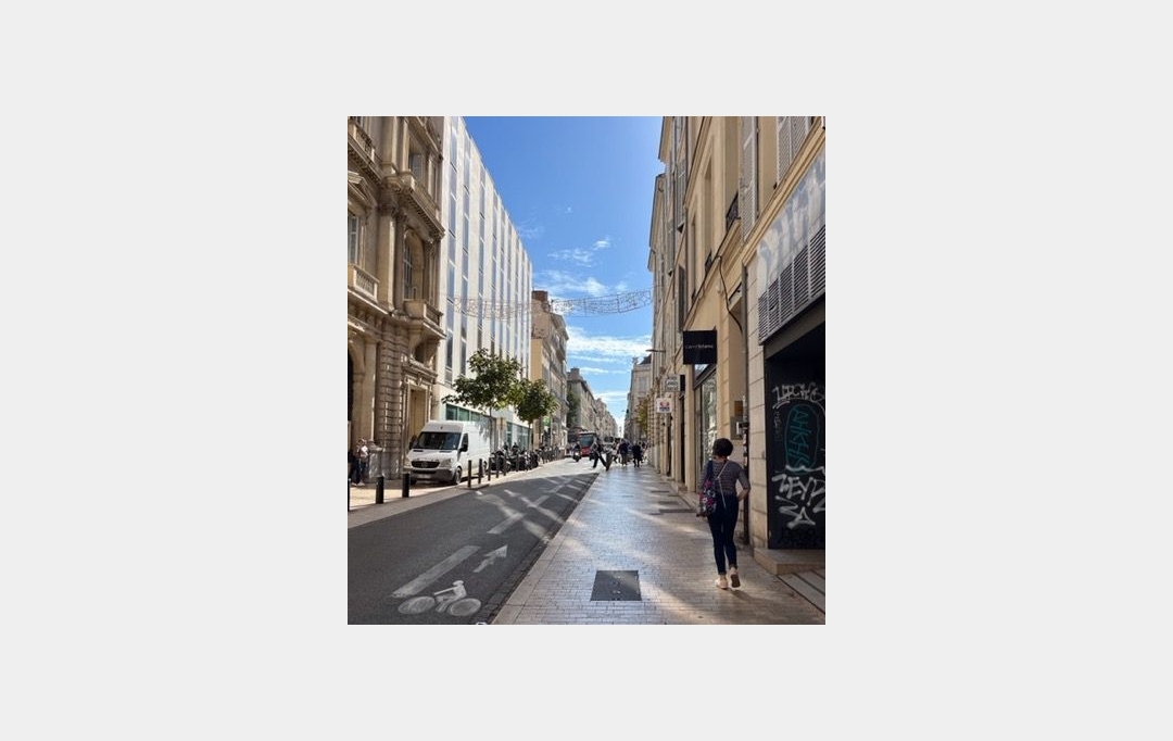 La Nerthe immobilier : Commerces | MARSEILLE (13006) | 95 m2 | 125 000 € 