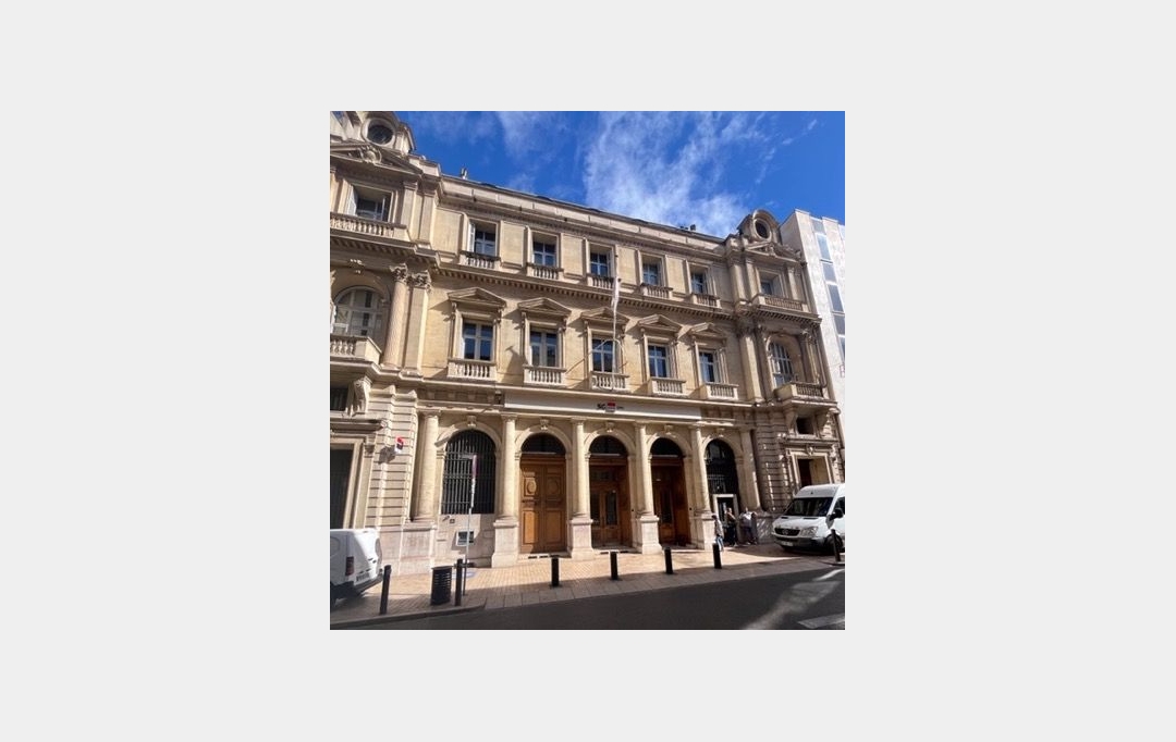 La Nerthe immobilier : Commerces | MARSEILLE (13006) | 95 m2 | 125 000 € 